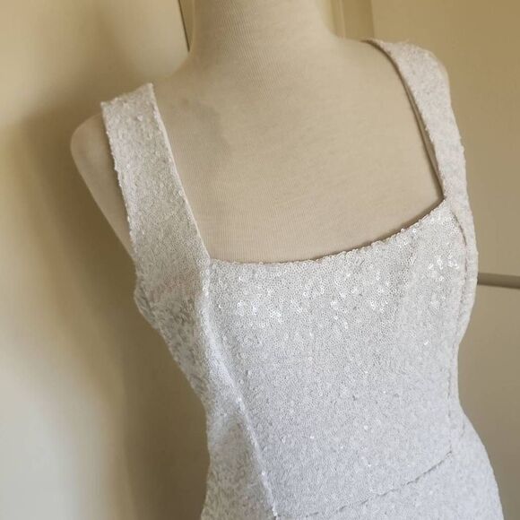 DRESS THE POPULATION White Sequin Sleeveless Gown, EUC,  XL - Picture 4 of 12